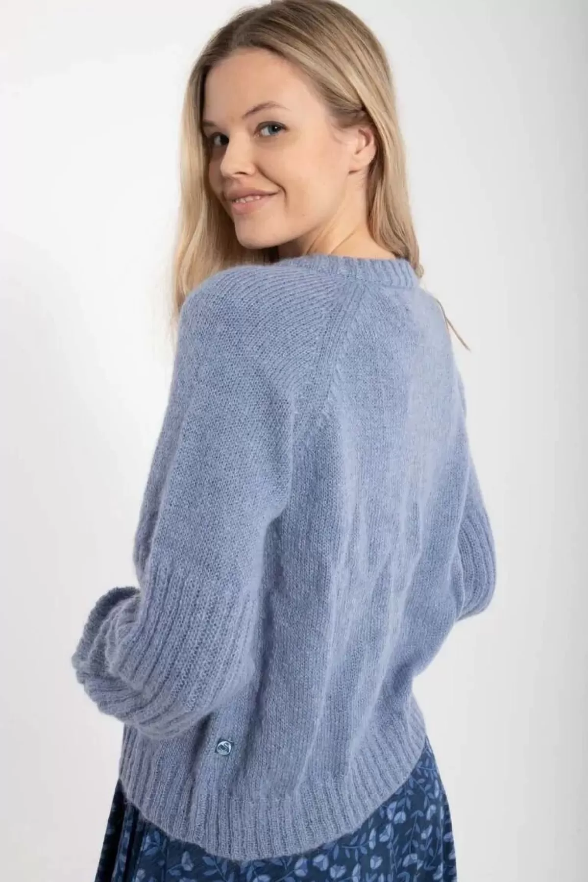 Dame Danefæ Danarnaq Wool Cardigan Porcelaine