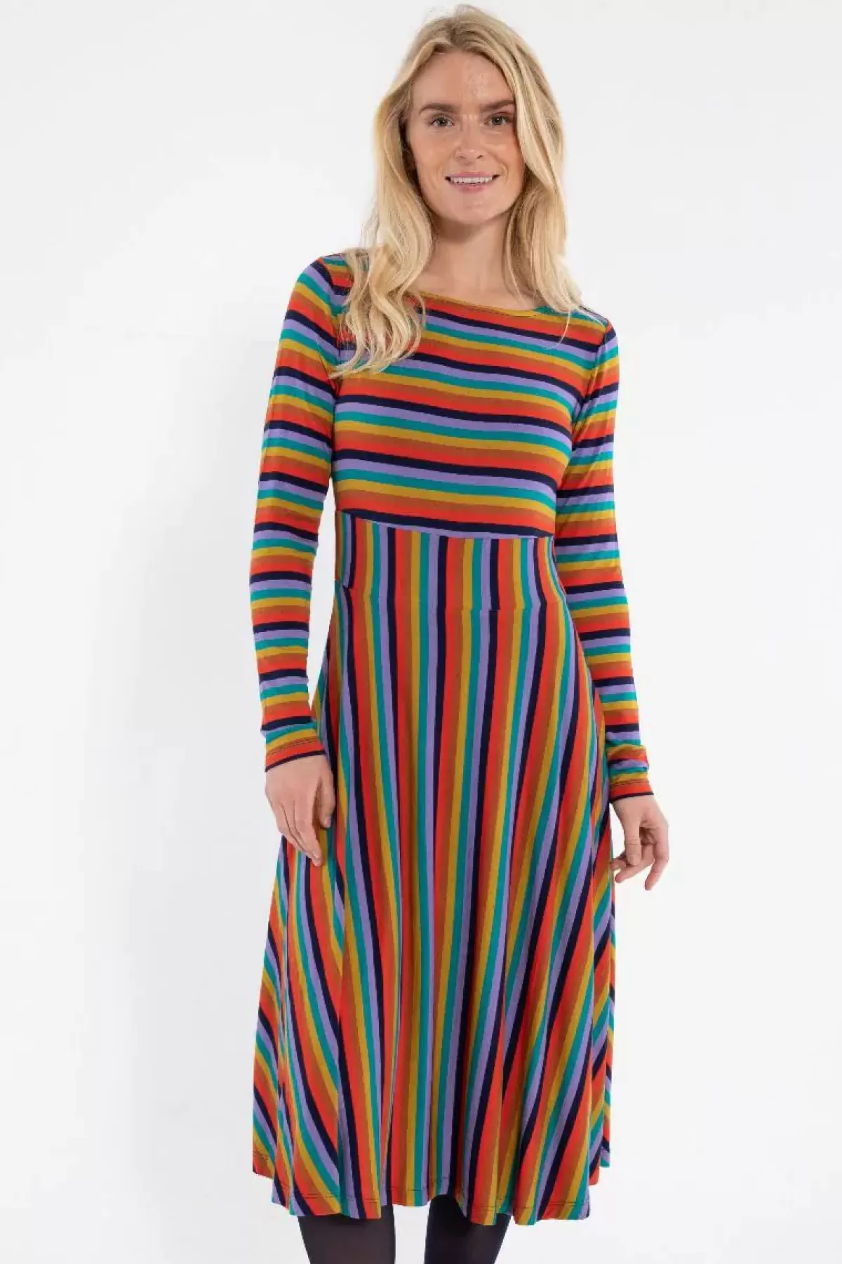 Dame Danefæ Danesigrid Viscose Dress Warmglow