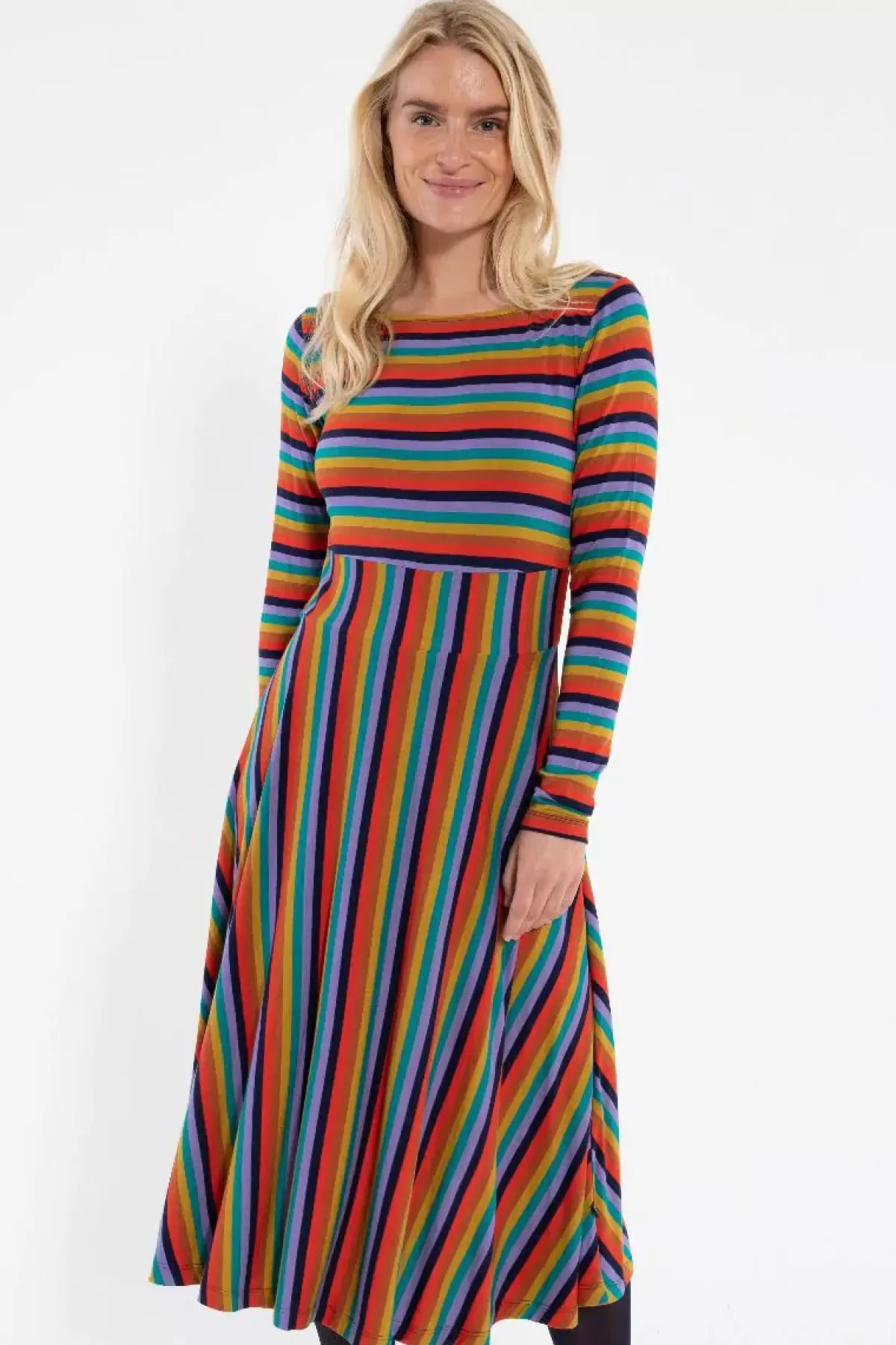 Dame Danefæ Danesigrid Viscose Dress Warmglow